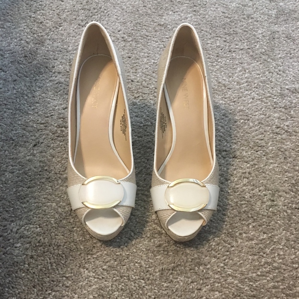 Nine West Tan & White Heels